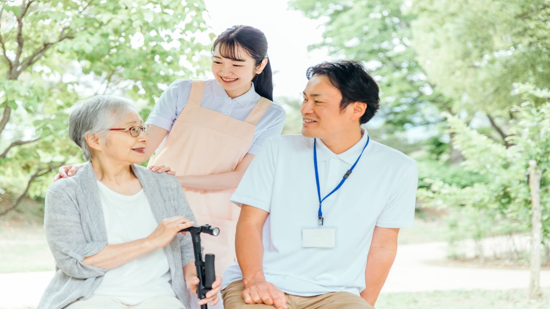 介護福祉士の勉強方法は？独学のコツやおすすめの問題集など徹底解説